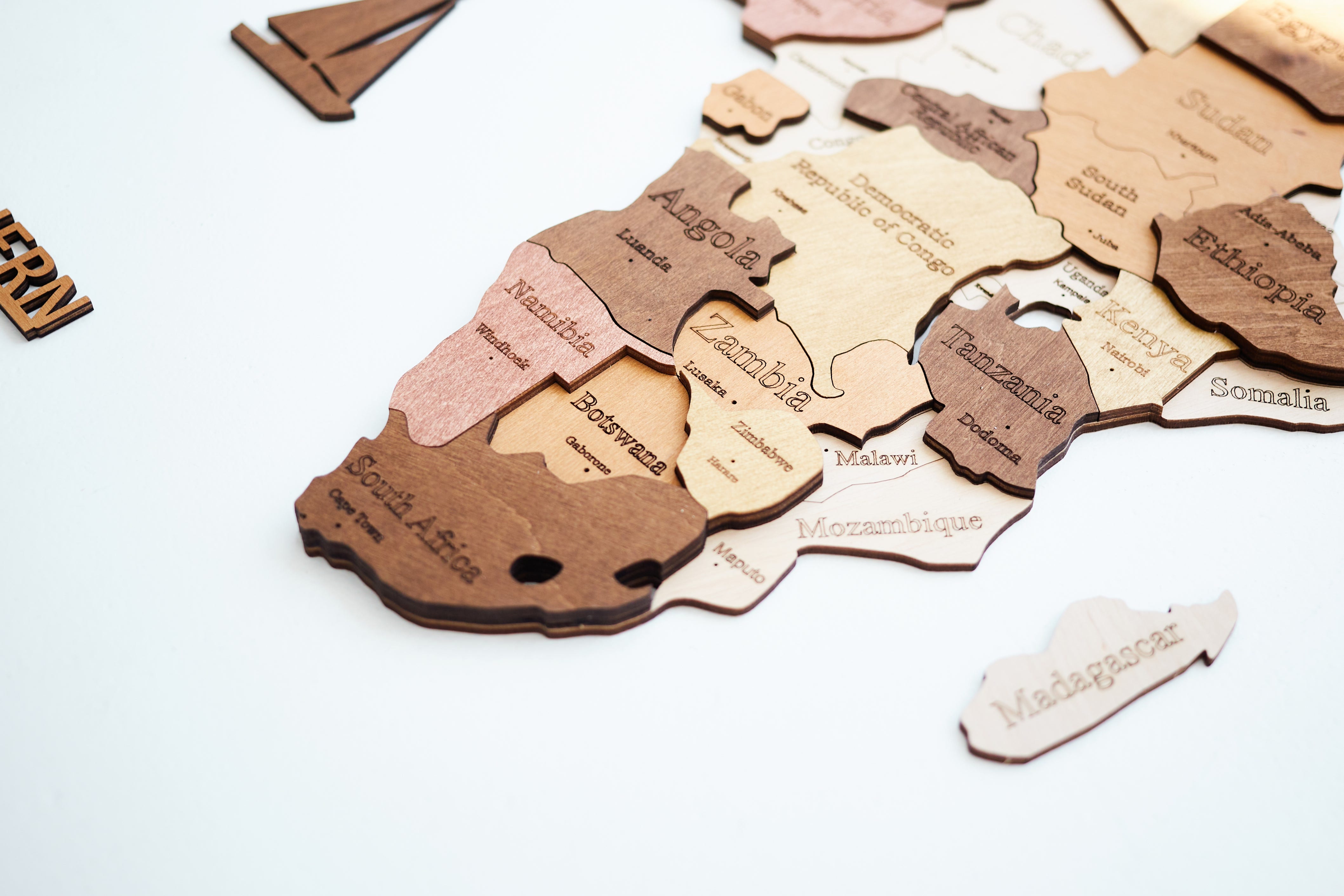 Mapamundi 3D de madera — Madera natural